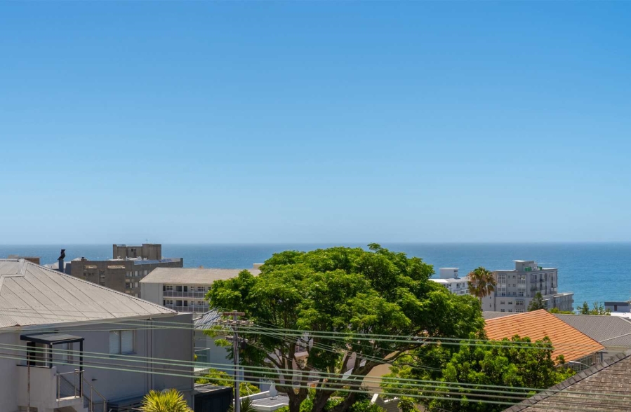 3 Bedroom Property for Sale in Sea Point Western Cape